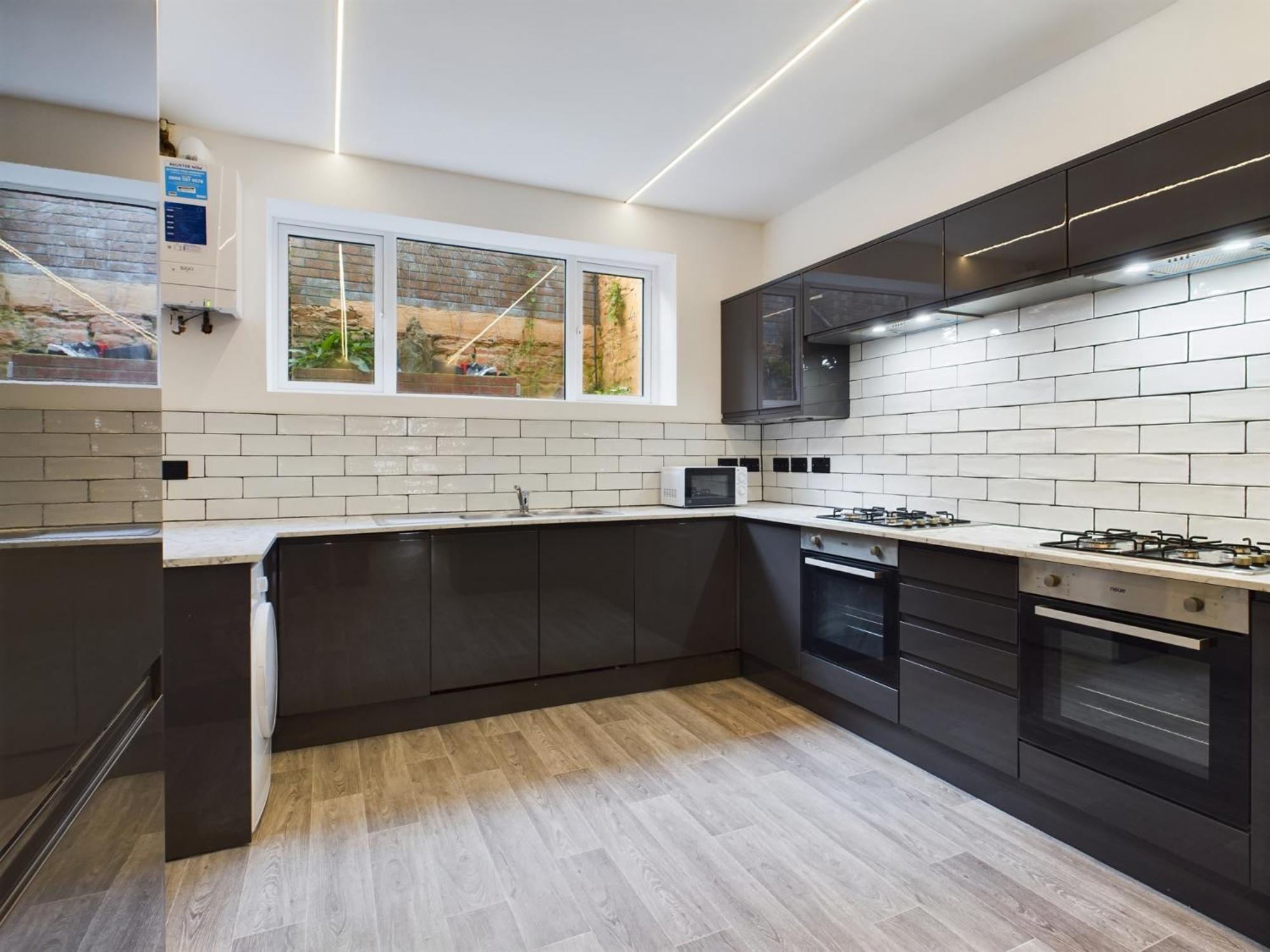 Substantial 9 Bedroom House In Swansea Sketty Extérieur photo
